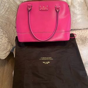 Hot Pink Authentic Kate Spade Bag. Looks brand new. Comes with dust bag.